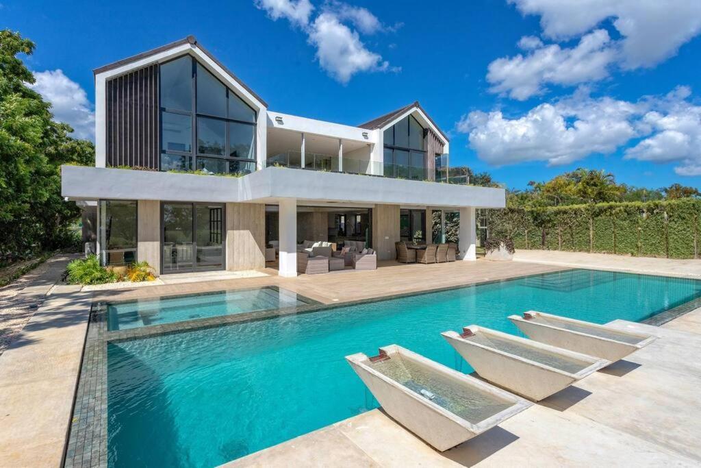 Villa Polos, Prestigious Haven In Casa De Campo La Romana Buitenkant foto